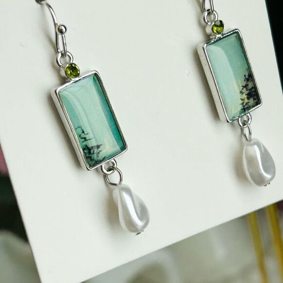 Regency Era Bridgerton Look Gold Silver Dangle Earrings - Picture 4 of 6